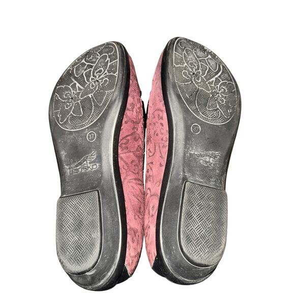 Dansko Olivia Loafers Women’s Size 6.5 Burgundy Red Leather Floral Slip On Shoes - Picture 7 of 8